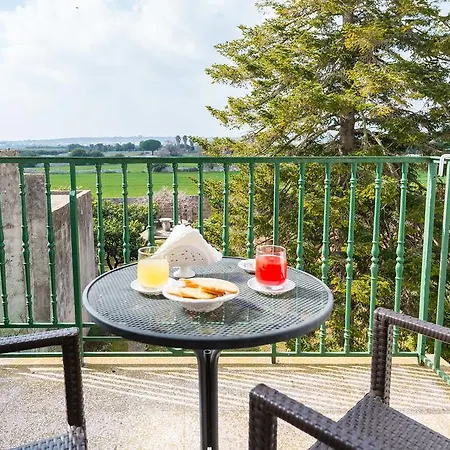 Bed & Breakfast L'altra Meta *